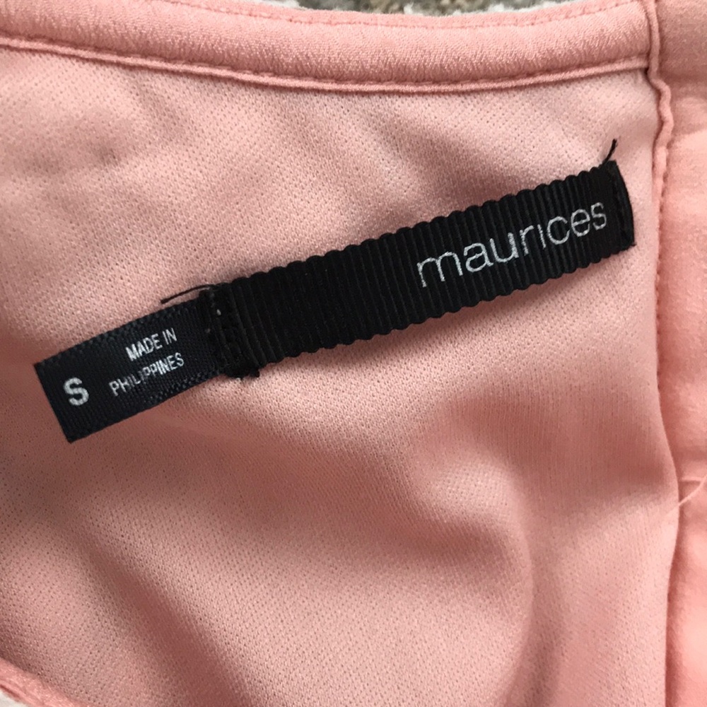 Maurice’s Button Down Back Small Sleeveless Shirt - Picture 3 of 6